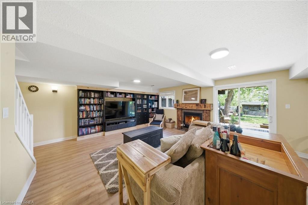 18 BRICKER Court - 24