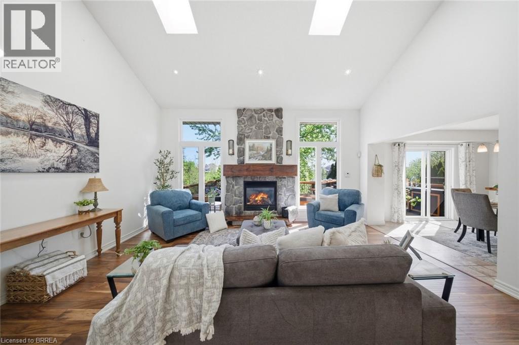 18 BRICKER Court - 3