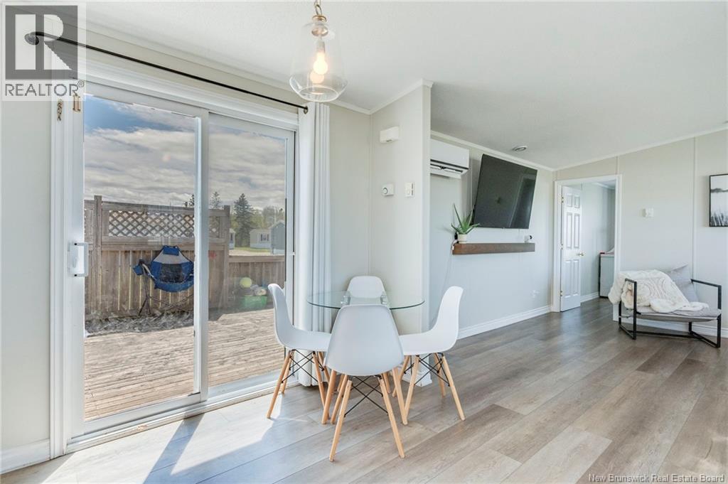 8 Frank Street - 30