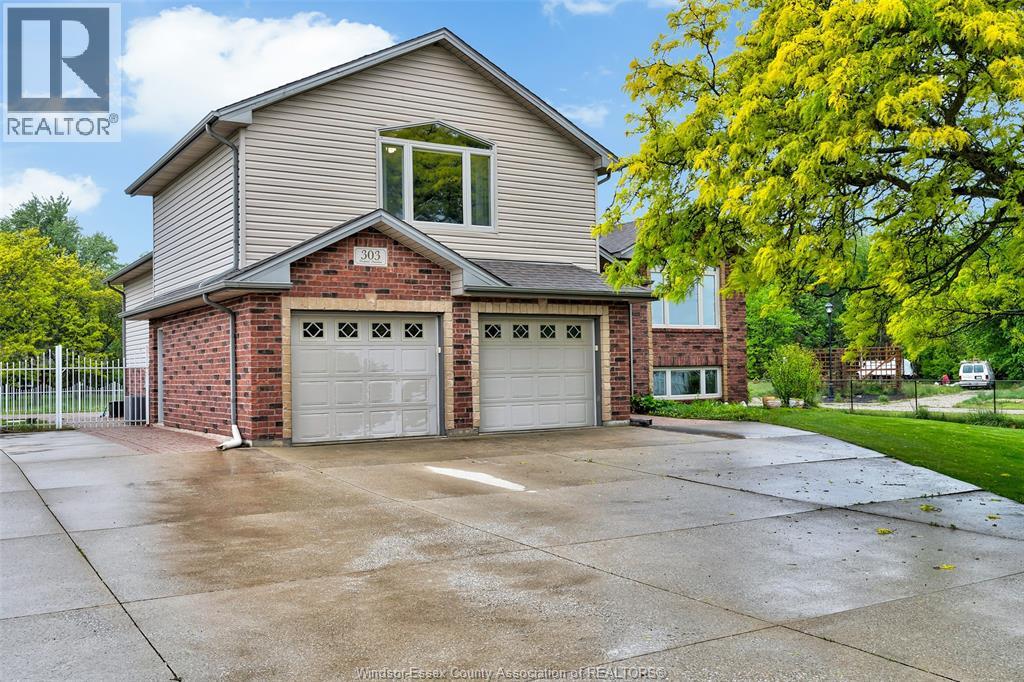 303 Gosfield Townline West - 1