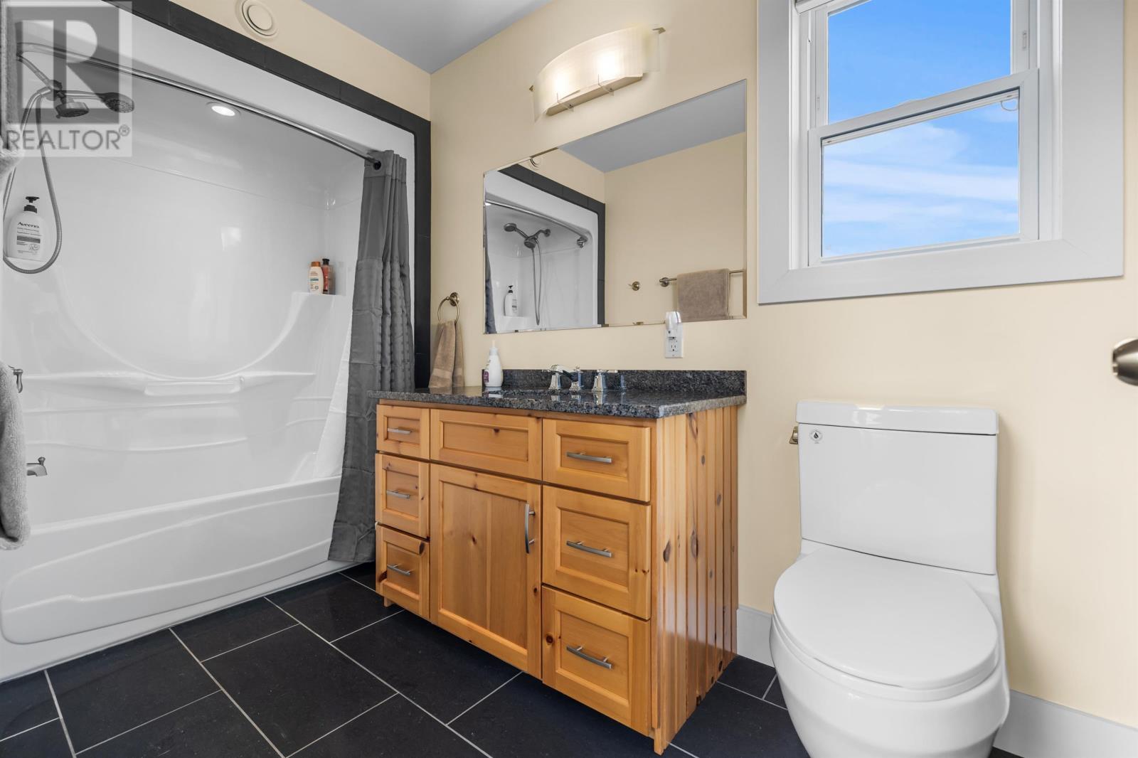86 SEASIDE Drive - 35