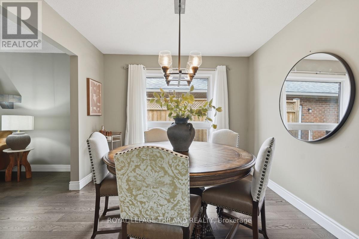 1098 LAWSON ROAD - 11