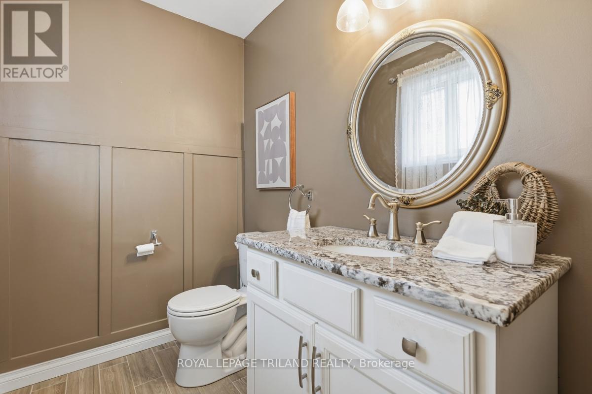 1098 LAWSON ROAD - 17
