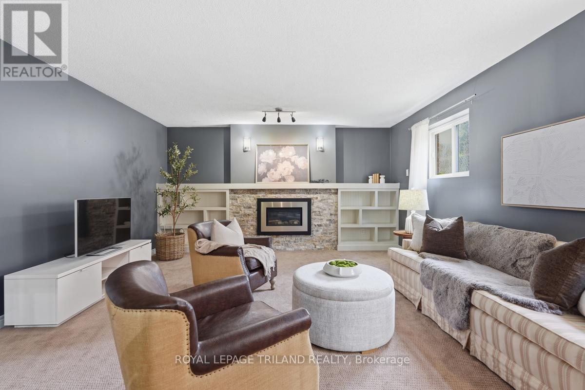 1098 LAWSON ROAD - 25