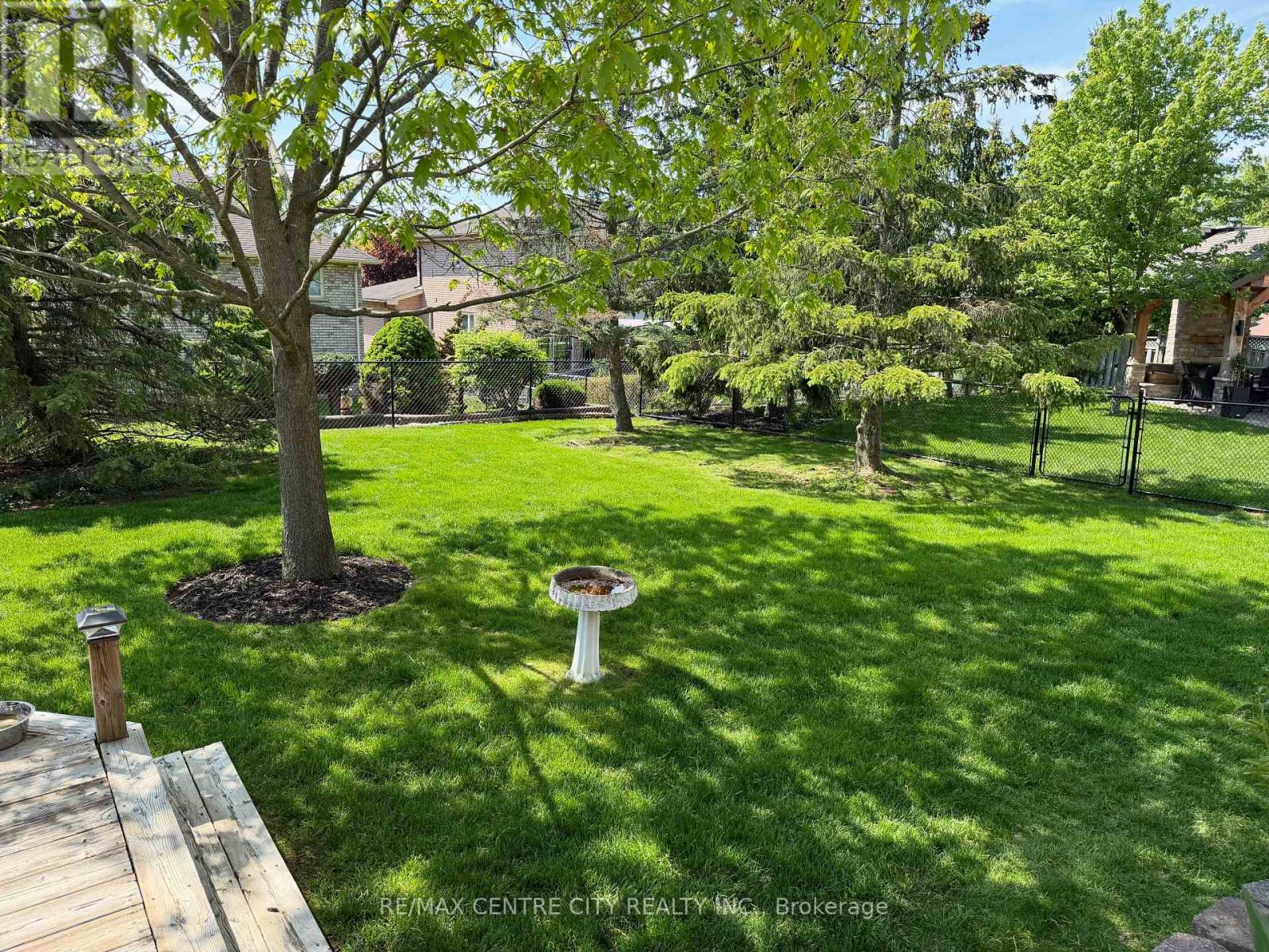 31 CAVANAUGH CRESCENT - 10
