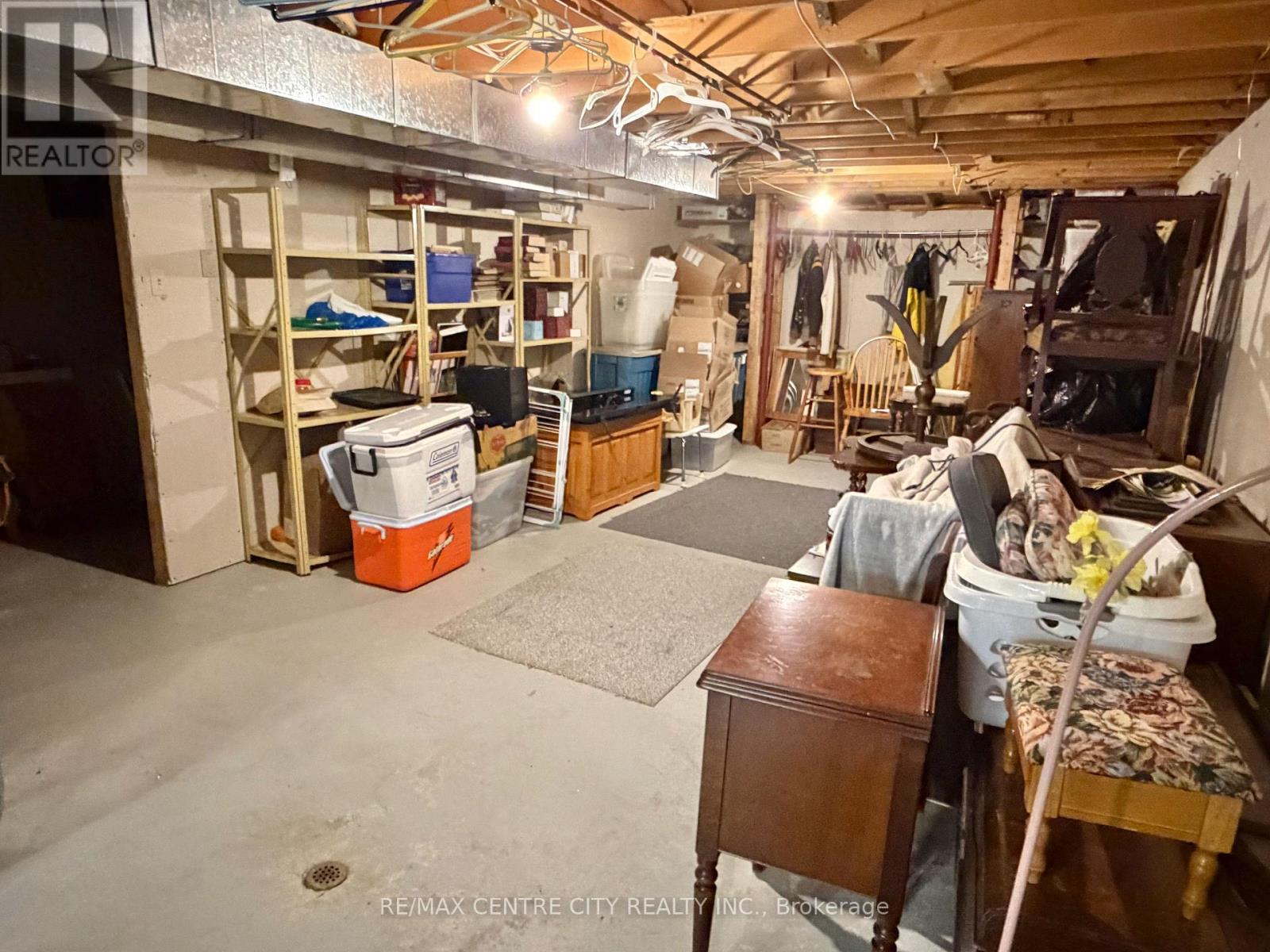 31 CAVANAUGH CRESCENT - 49