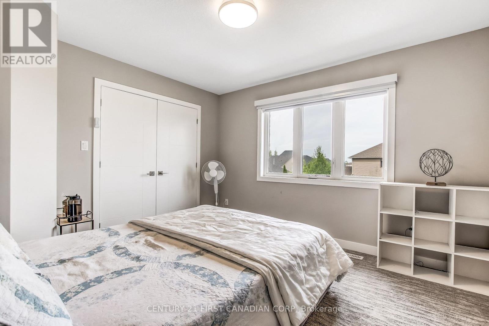 986 LOFT COURT - 26