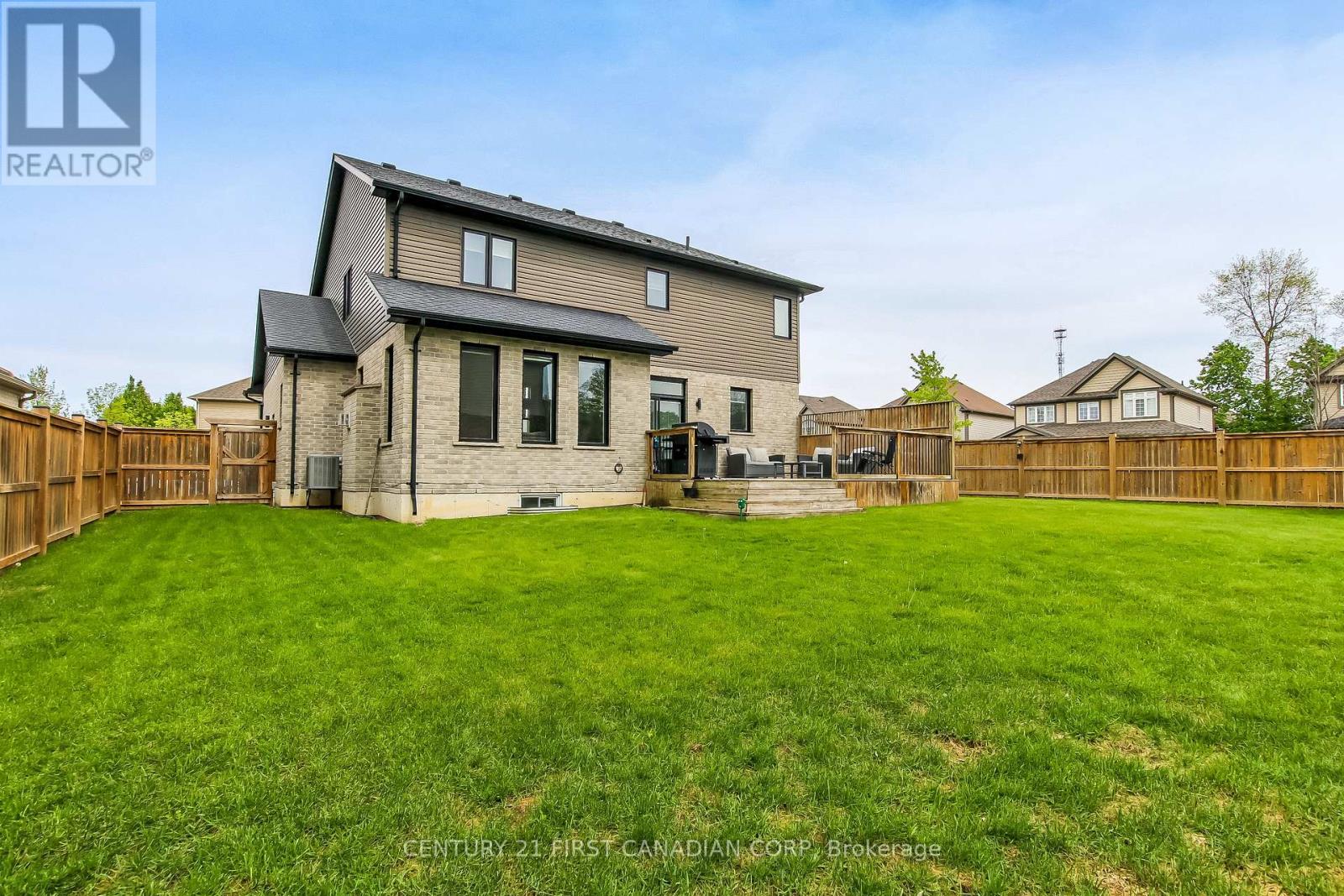 986 LOFT COURT - 40