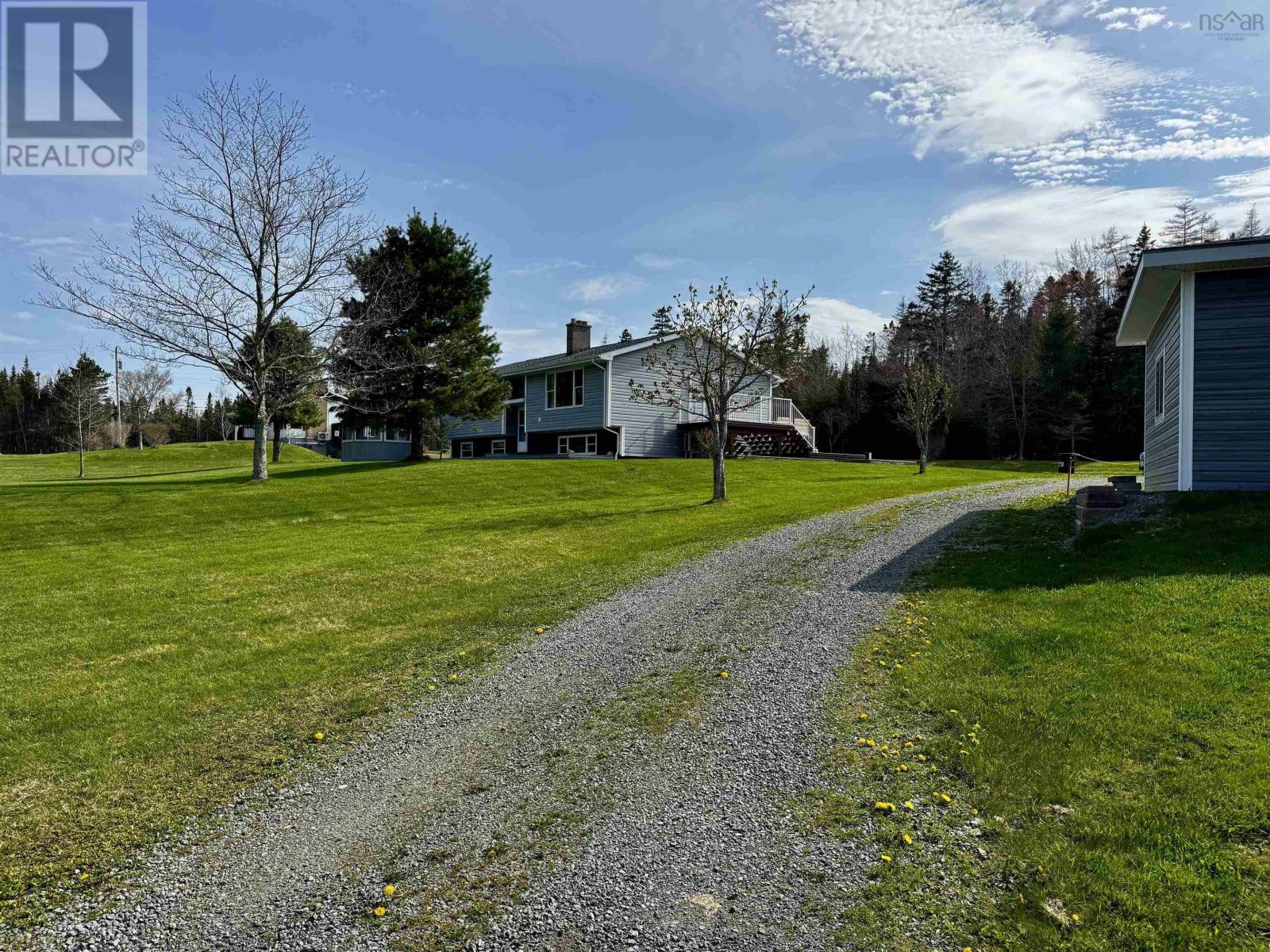 Property 24 of 40 of 110 De Raymond St.