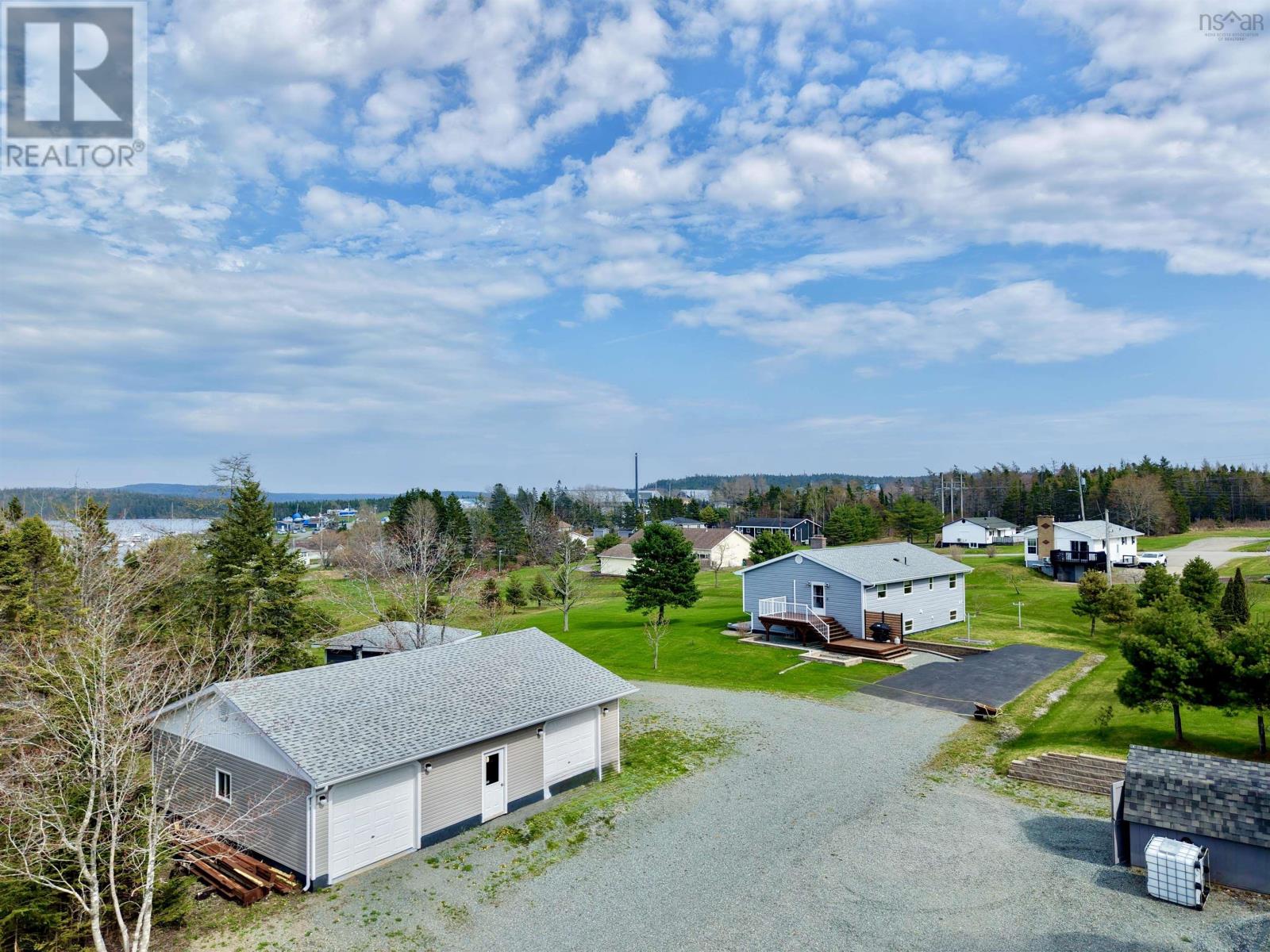 Property 29 of 40 of 110 De Raymond St.