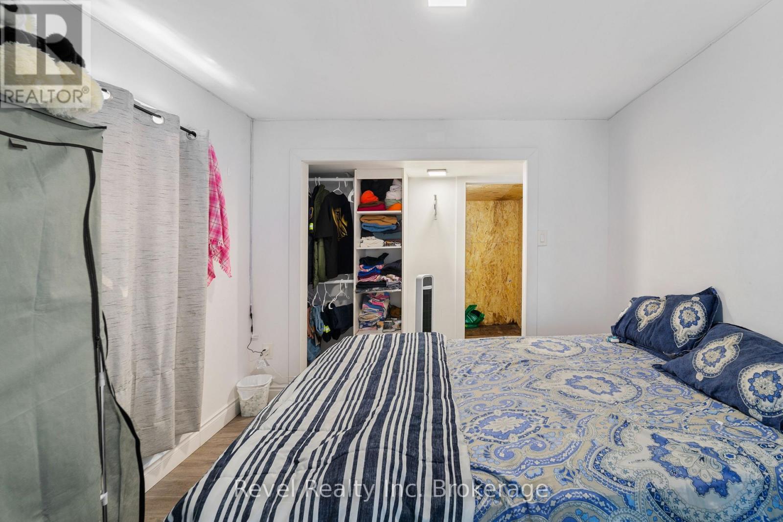 155 DUKE STREET W - 15