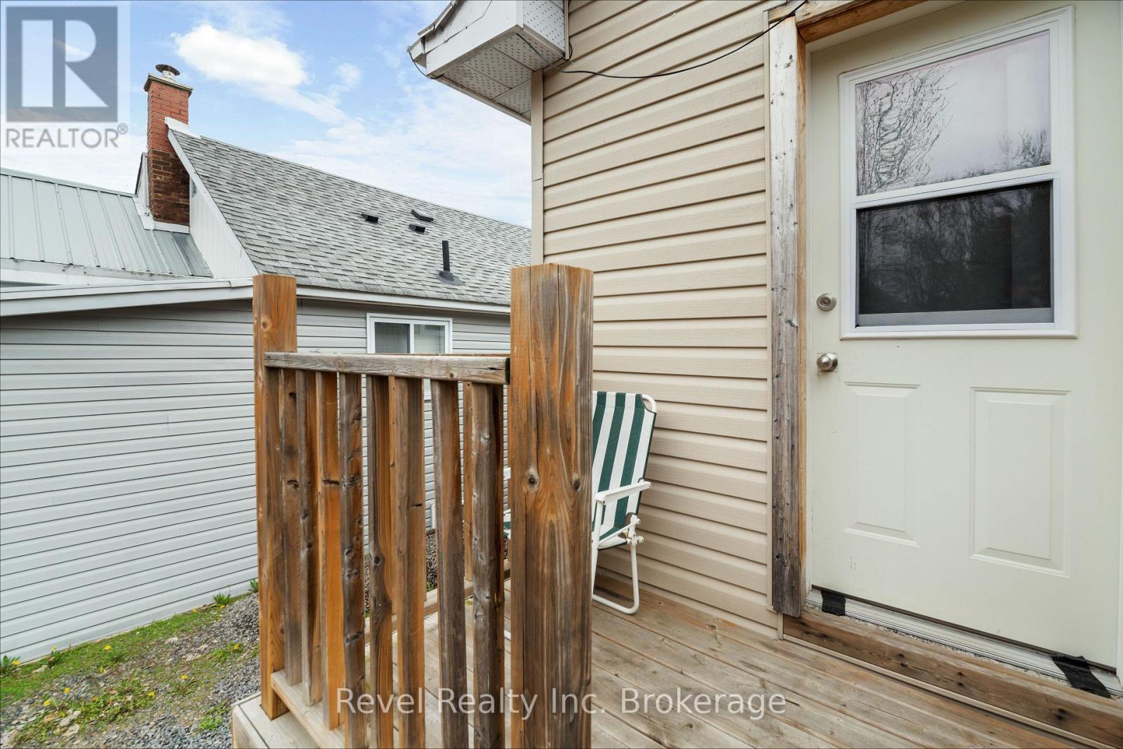 155 DUKE STREET W - 28