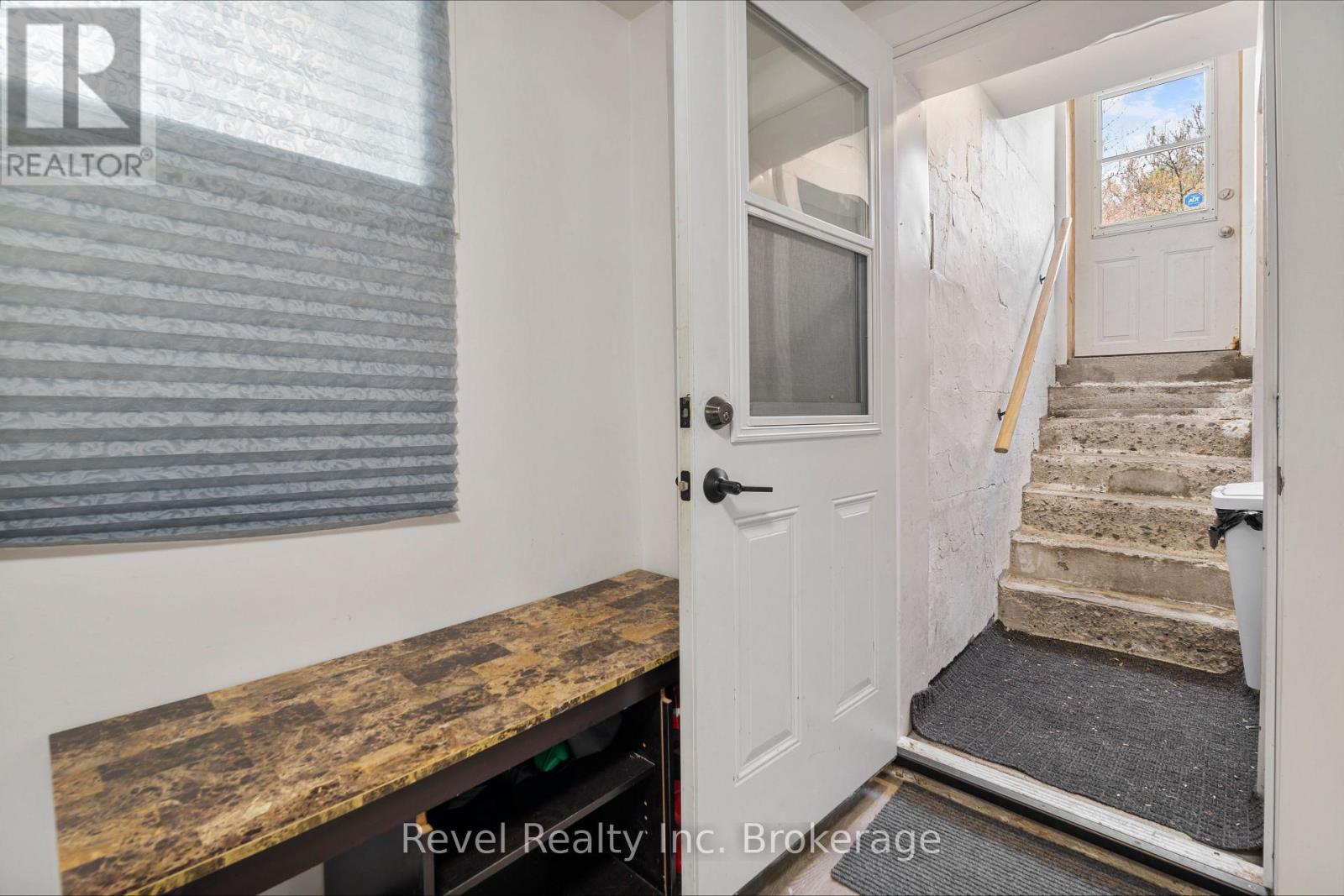 155 DUKE STREET W - 31