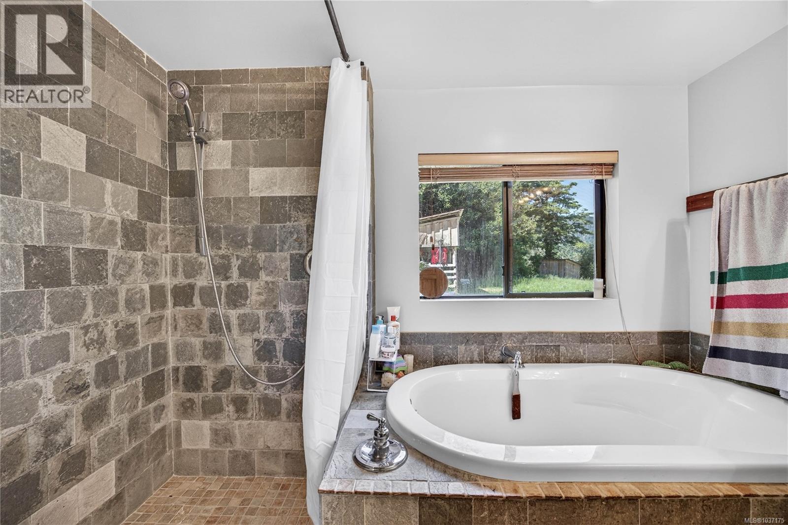 275 Furness Rd, Salt Spring