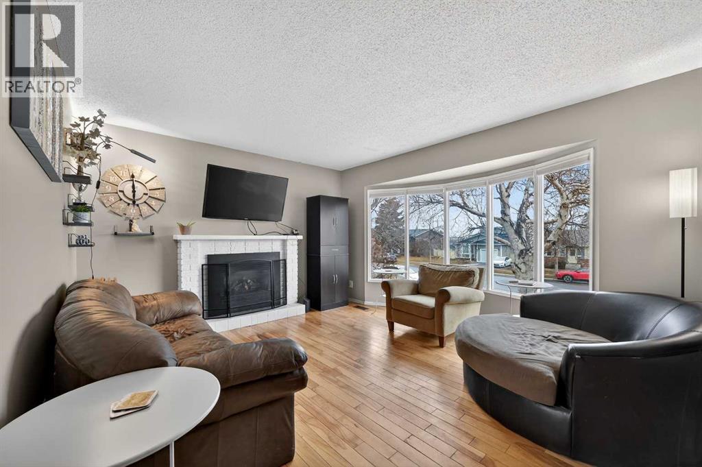 103 Macewan Drive NW - 5