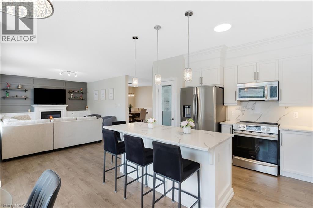 237 WATERBEND Crescent - 22