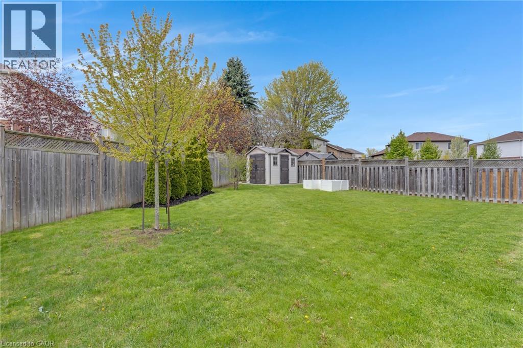 237 WATERBEND Crescent - 50