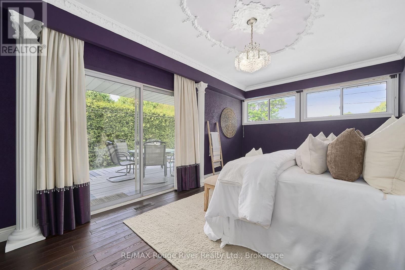 485 ELIZABETH STREET - 20