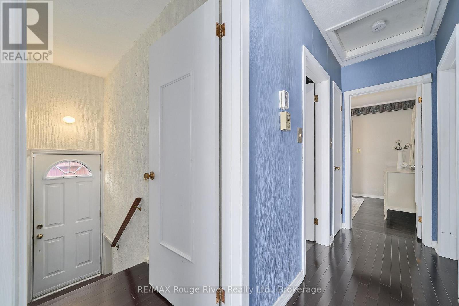 485 ELIZABETH STREET - 26