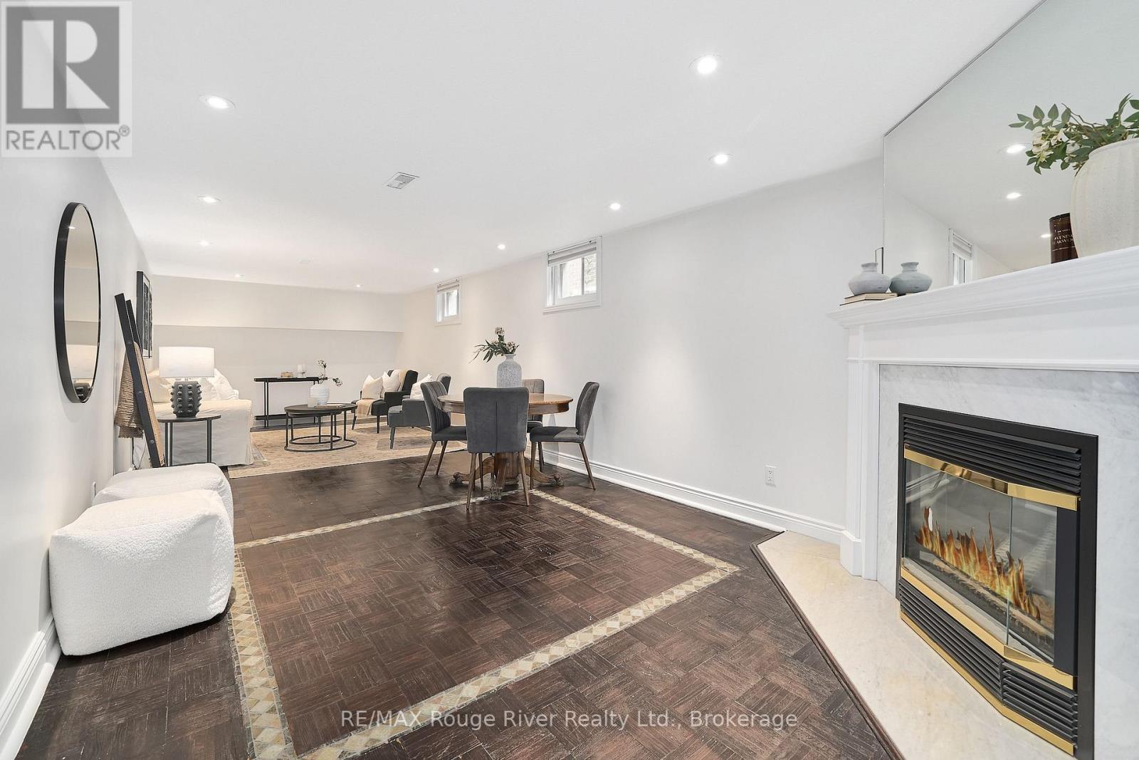 485 ELIZABETH STREET - 29