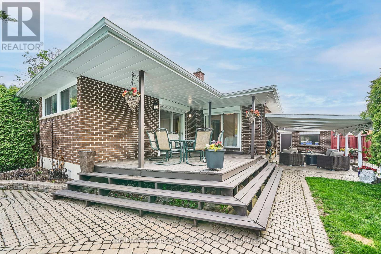 485 ELIZABETH STREET - 39