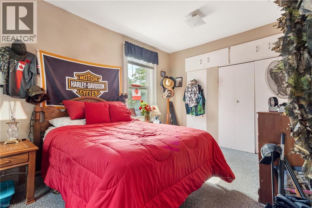 21 BRANT Street - 12