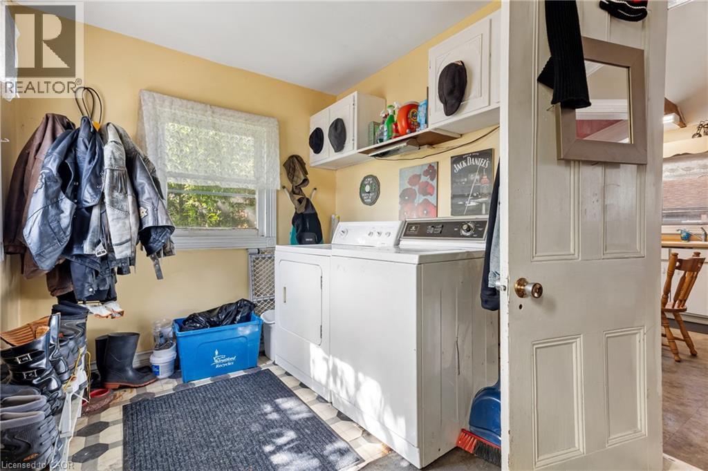 21 BRANT Street - 14
