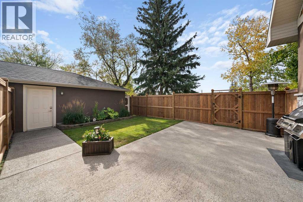 2341 6 Avenue NW - 41