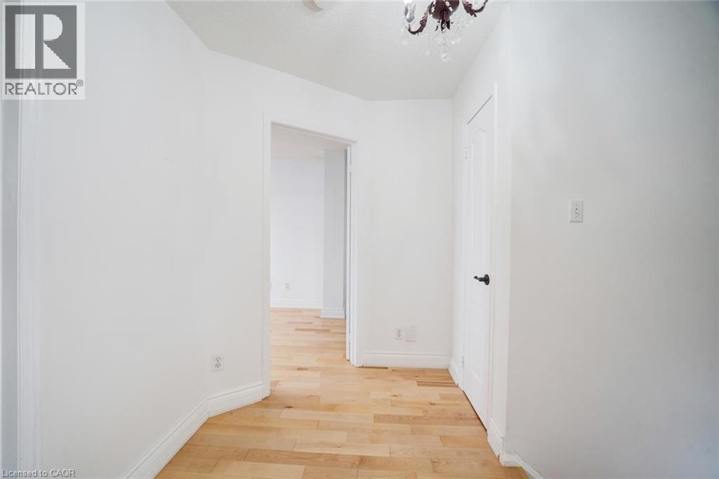 108 OLDE BAYVIEW Avenue - 18