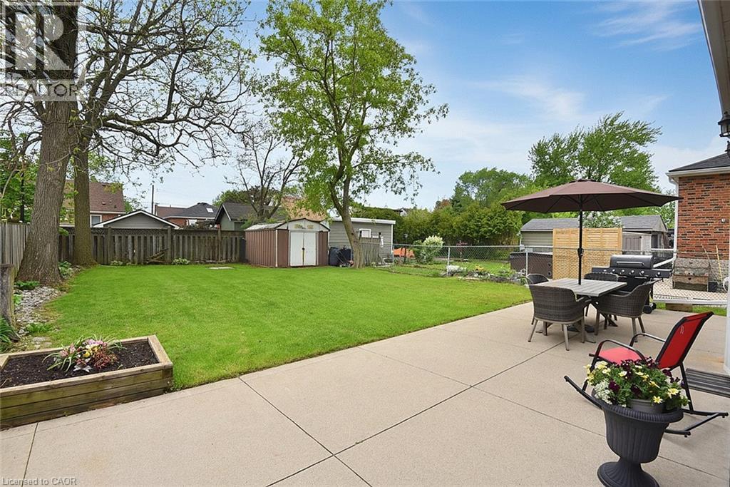 206 EAST 14TH Street - 27