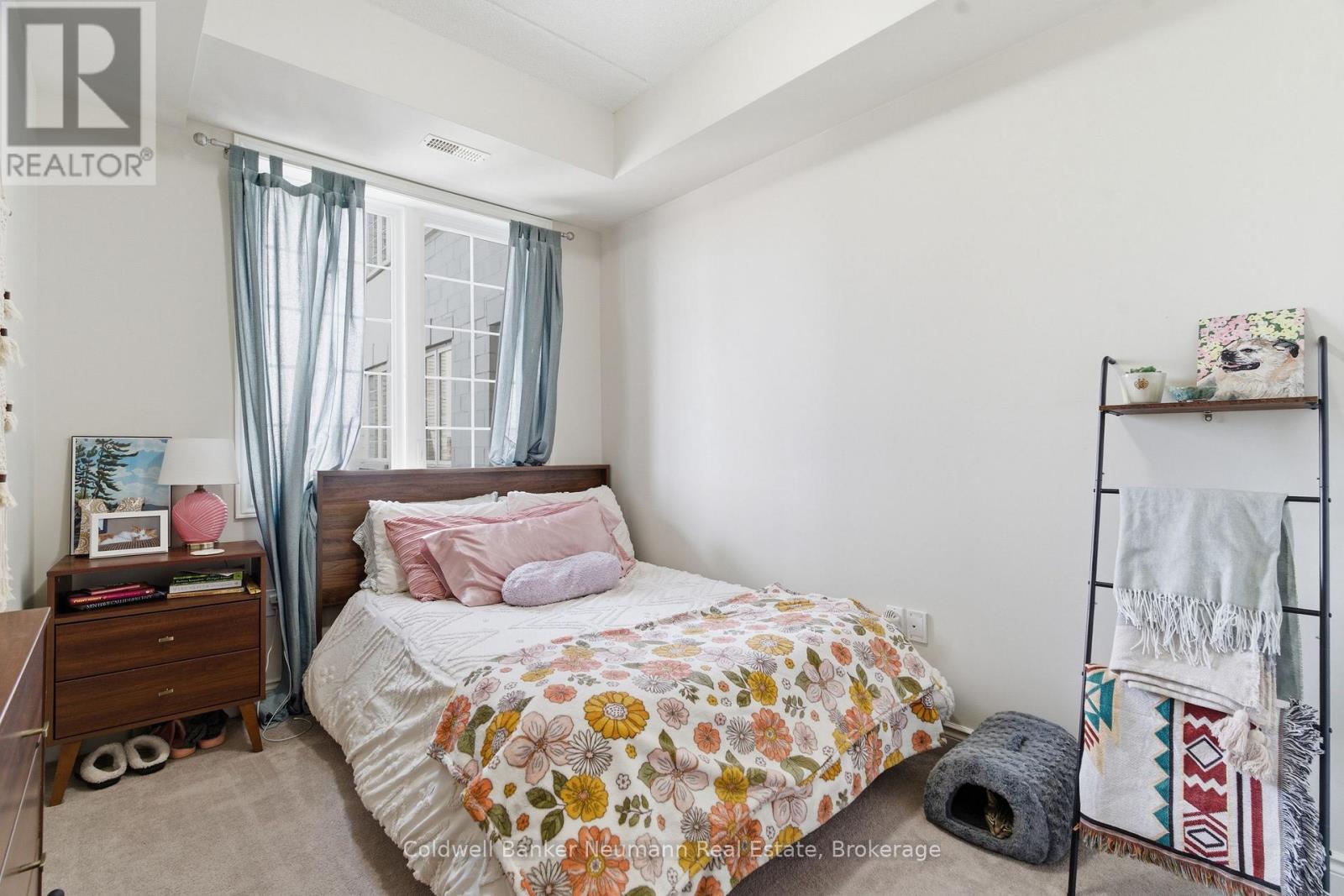#335 1077 GORDON STREET - 13
