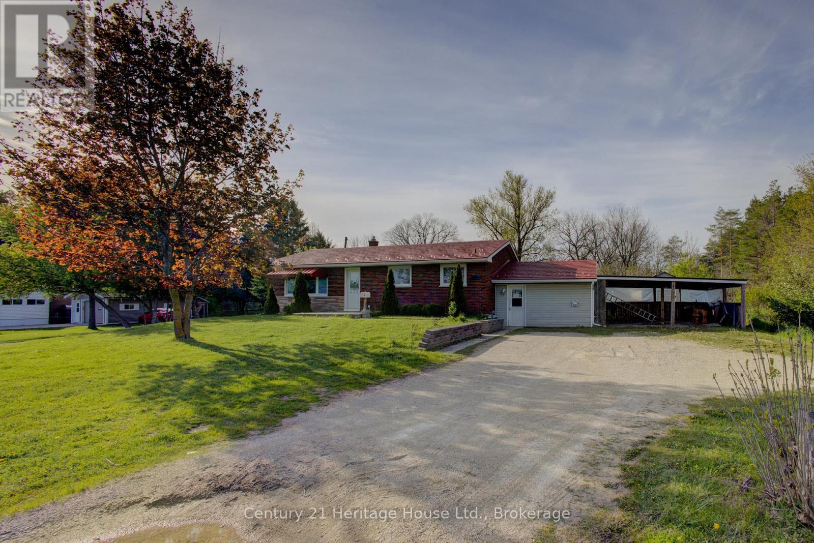 462 DURHAM ROAD W - 1