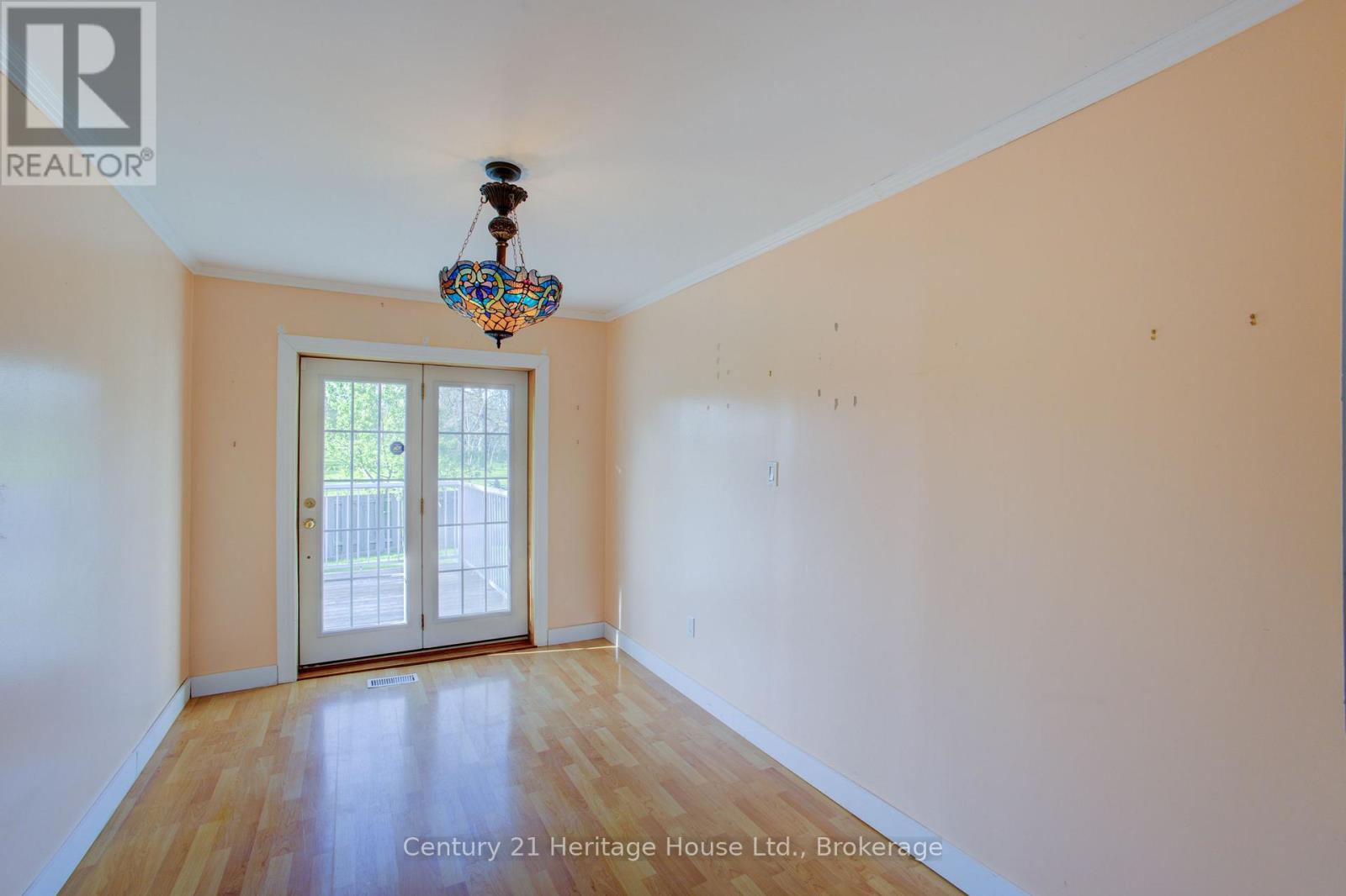 462 DURHAM ROAD W - 10