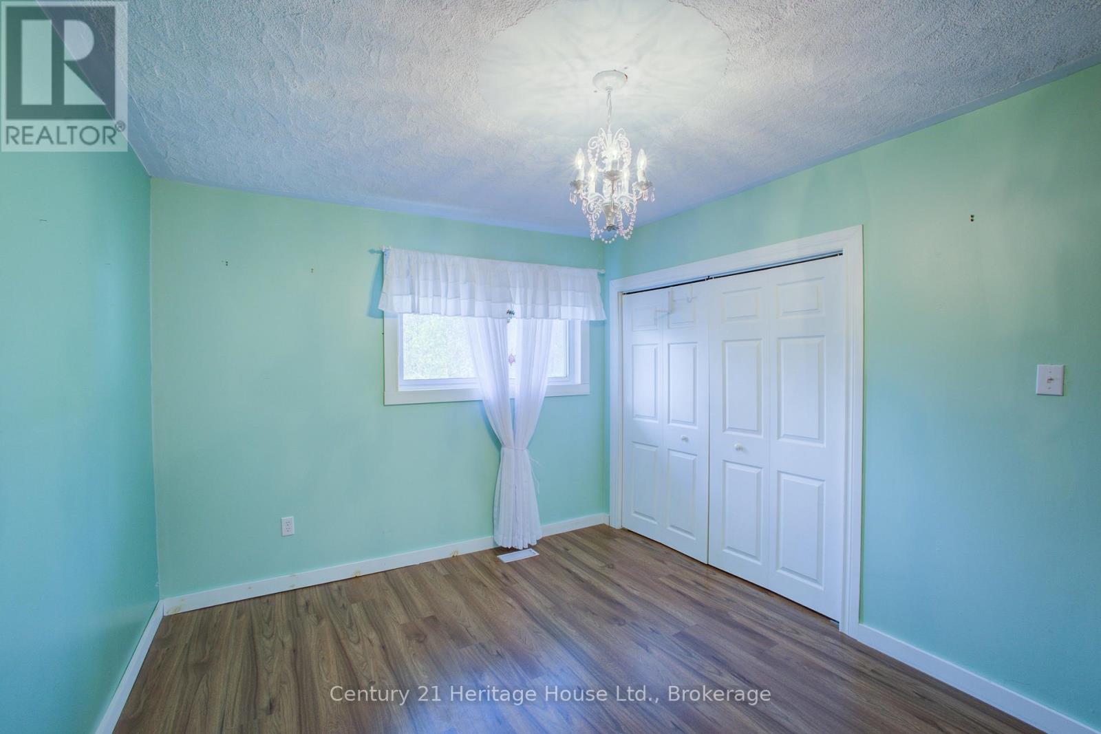 462 DURHAM ROAD W - 14