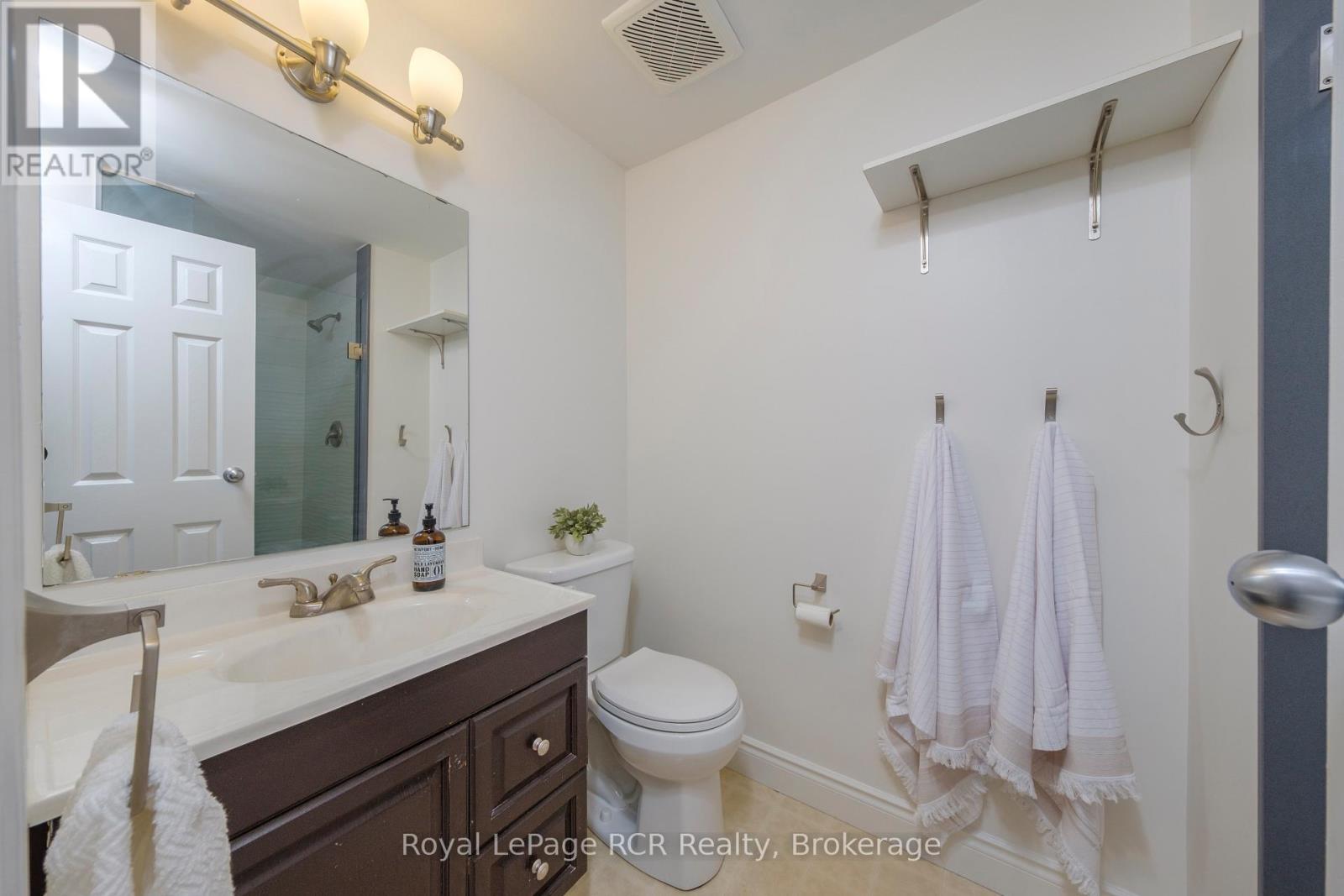 466 HIGHLAND DRIVE - 18