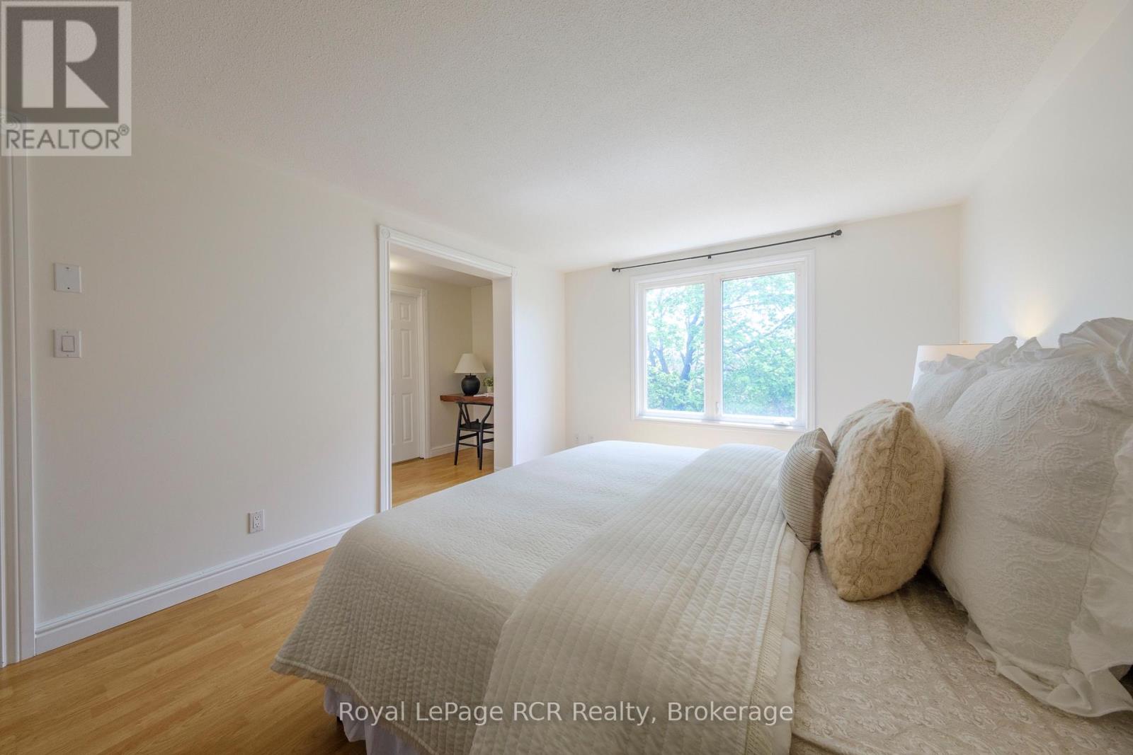 466 HIGHLAND DRIVE - 19