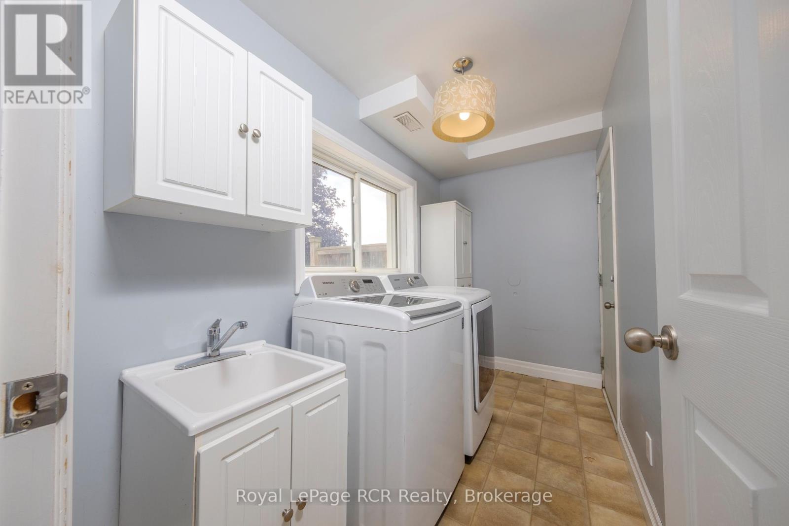 466 HIGHLAND DRIVE - 24