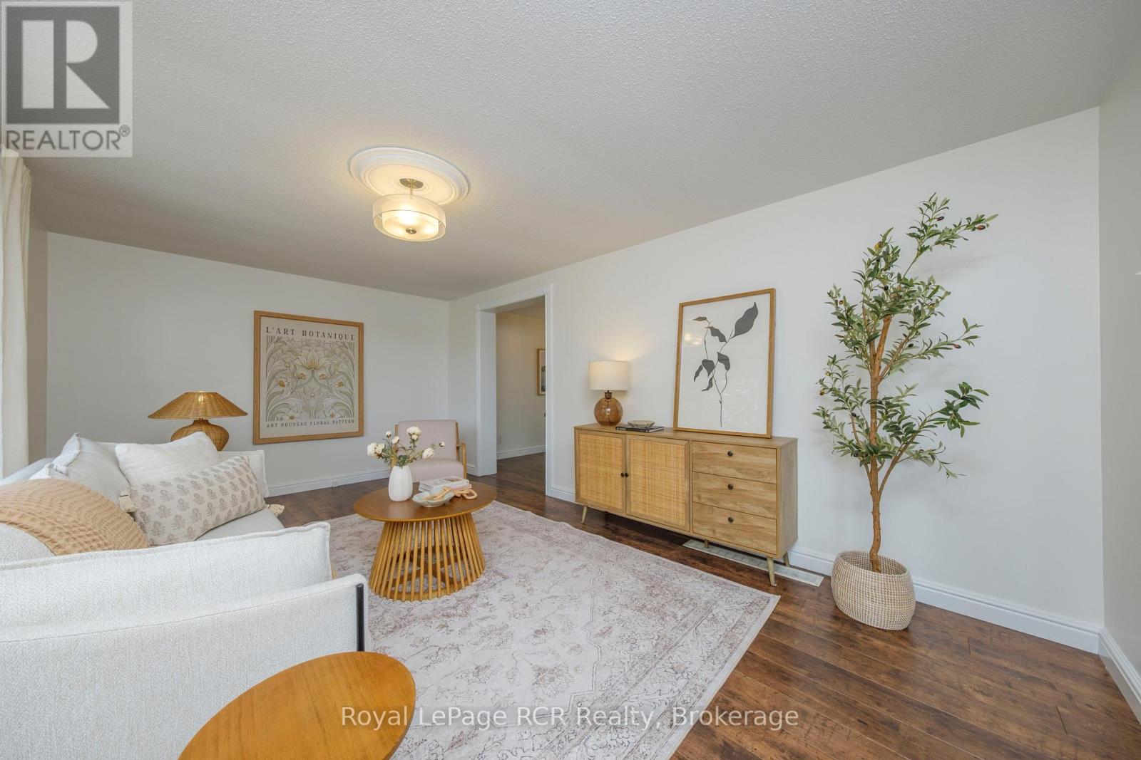 466 HIGHLAND DRIVE - 6
