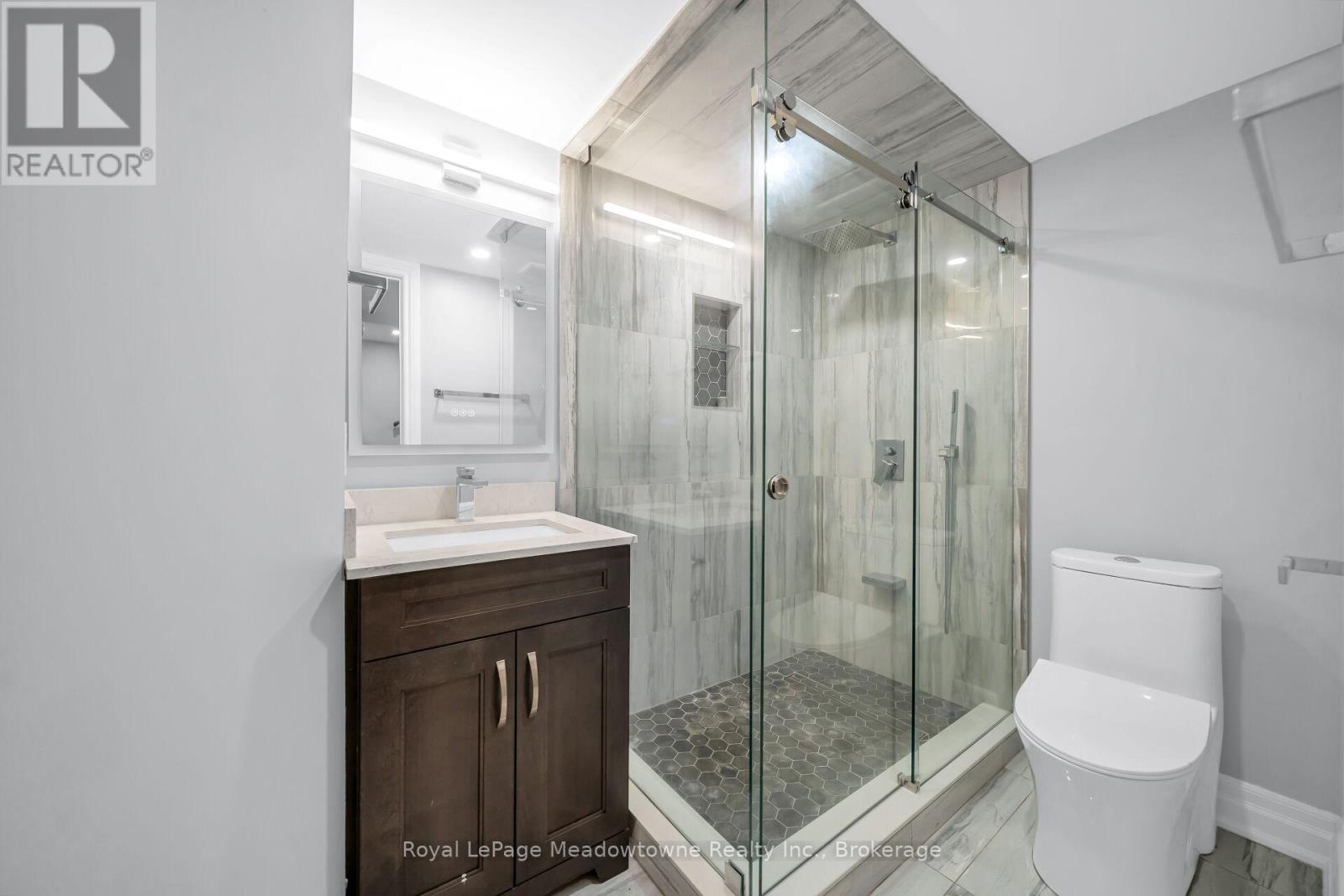 170 CRAWFORD CRESCENT - 21