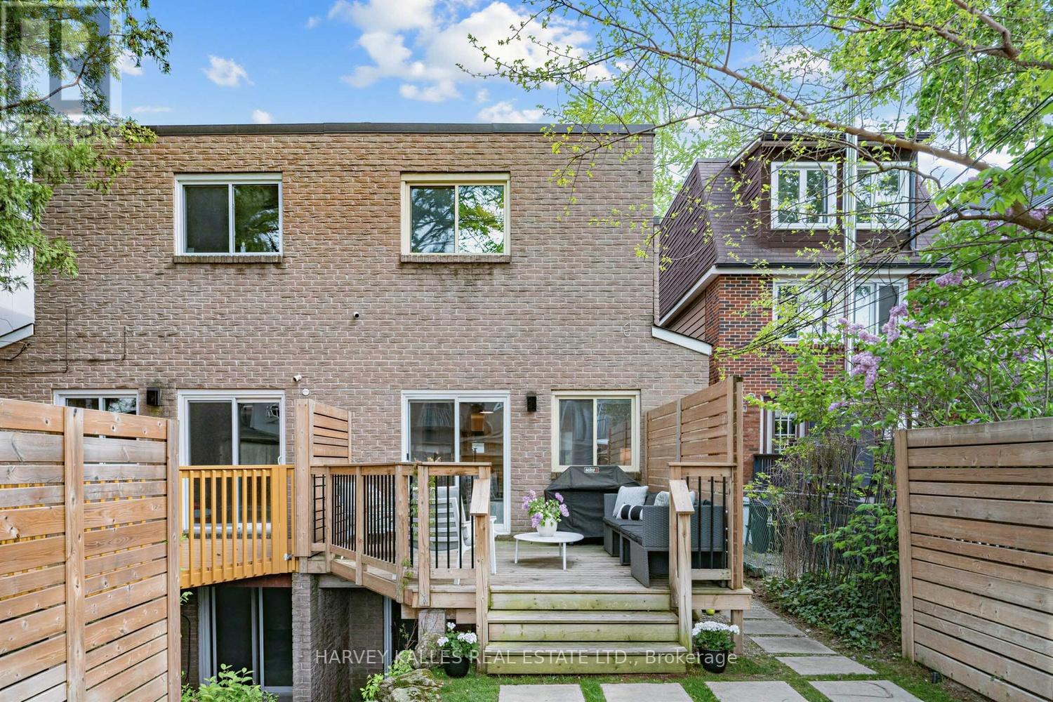 136 BEDFORD PARK AVENUE - 21