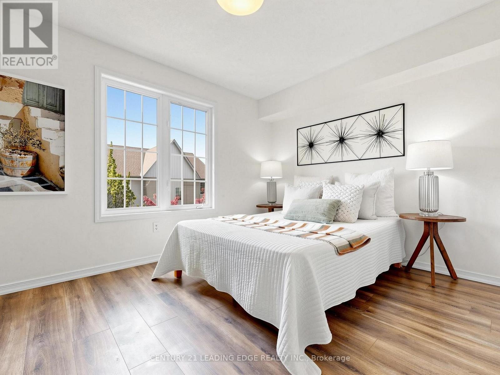 #UNIT 3 45 PETRA WAY - 12