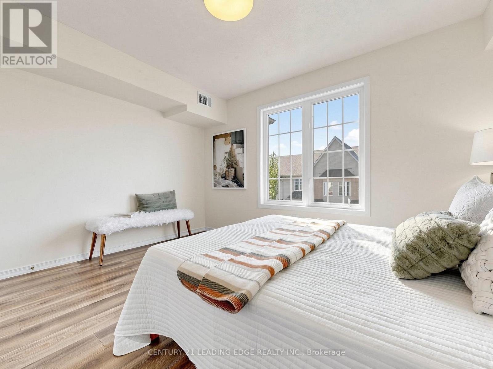 #UNIT 3 45 PETRA WAY - 15
