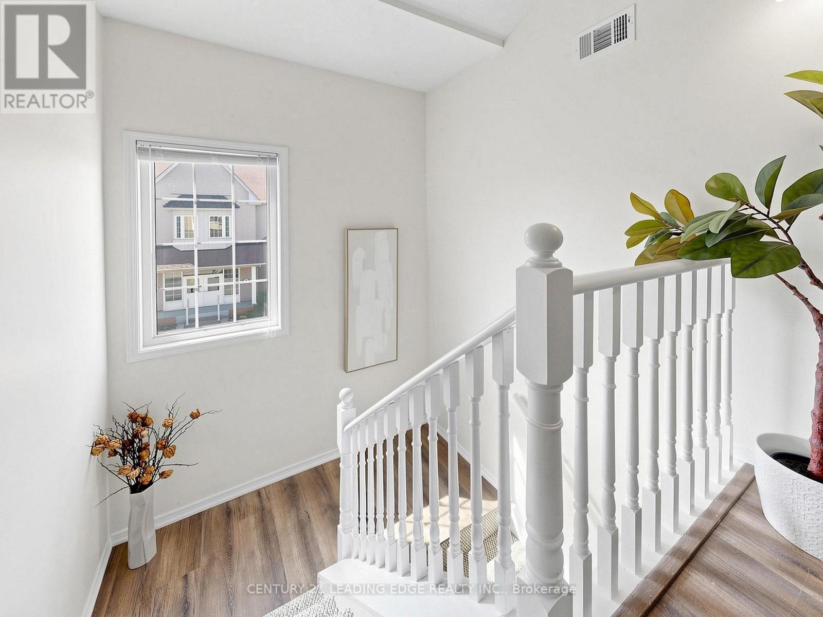 #UNIT 3 45 PETRA WAY - 22