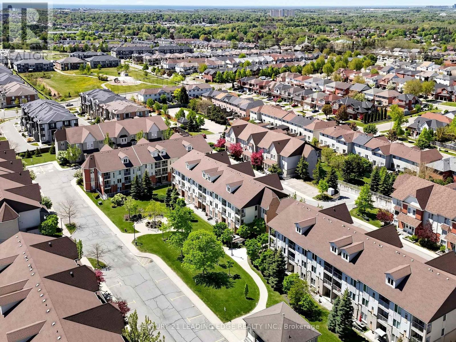 #UNIT 3 45 PETRA WAY - 27