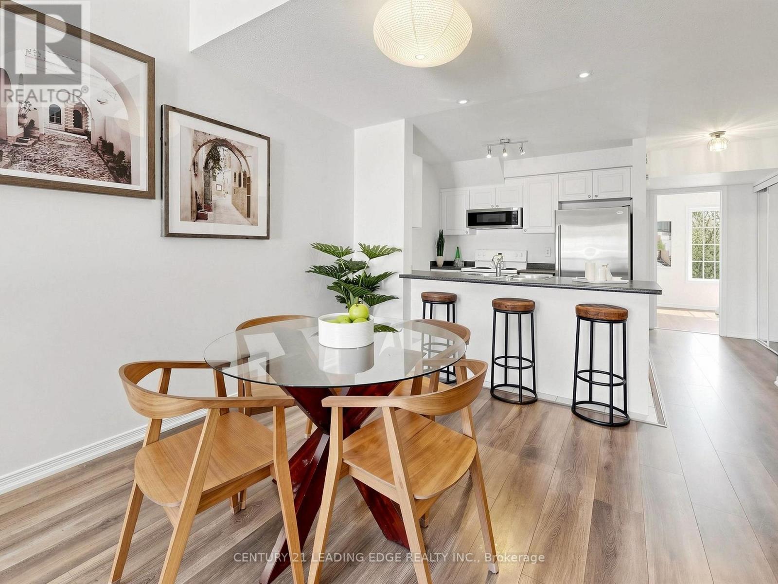 #UNIT 3 45 PETRA WAY - 5