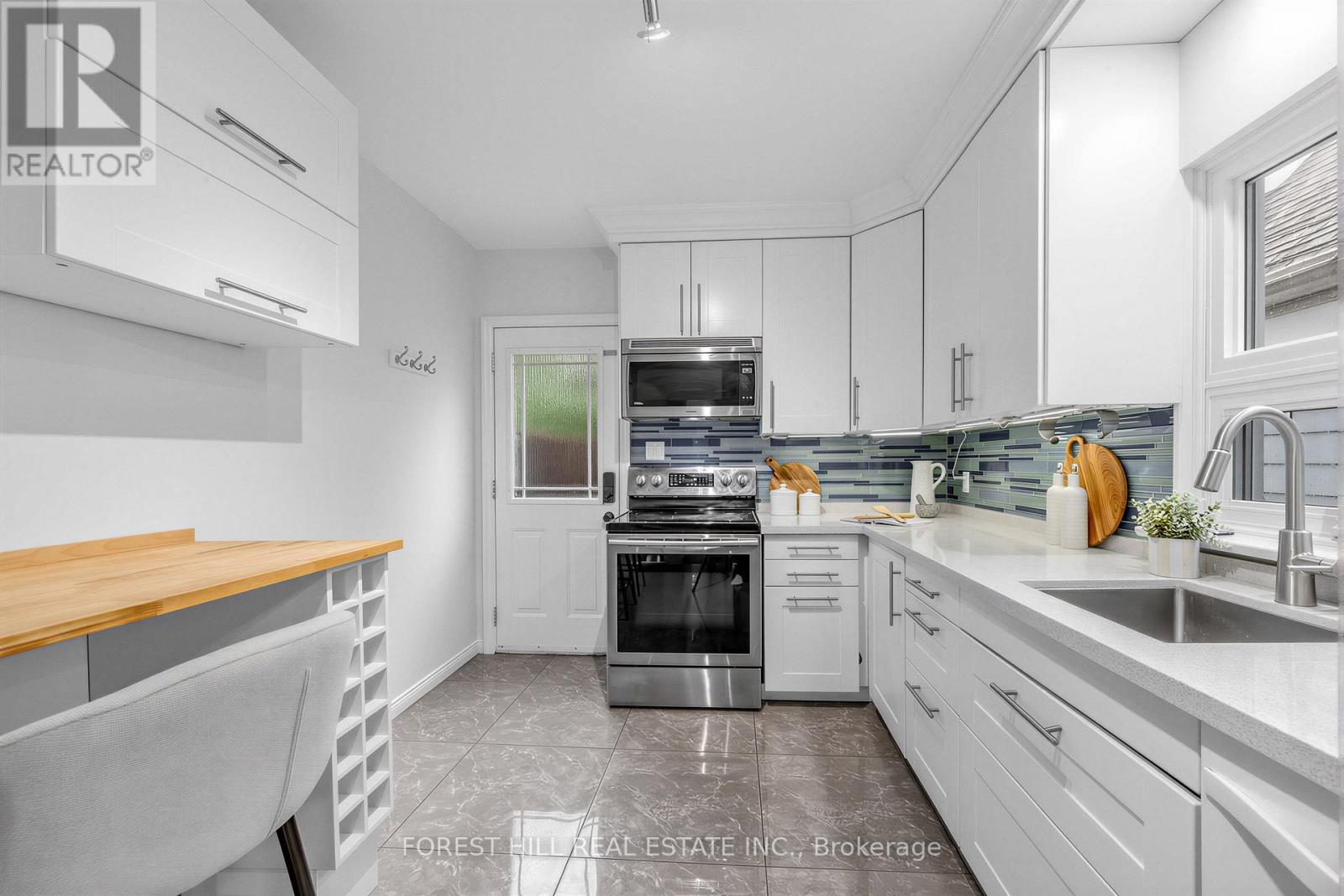 43 NORWOOD ROAD - 13