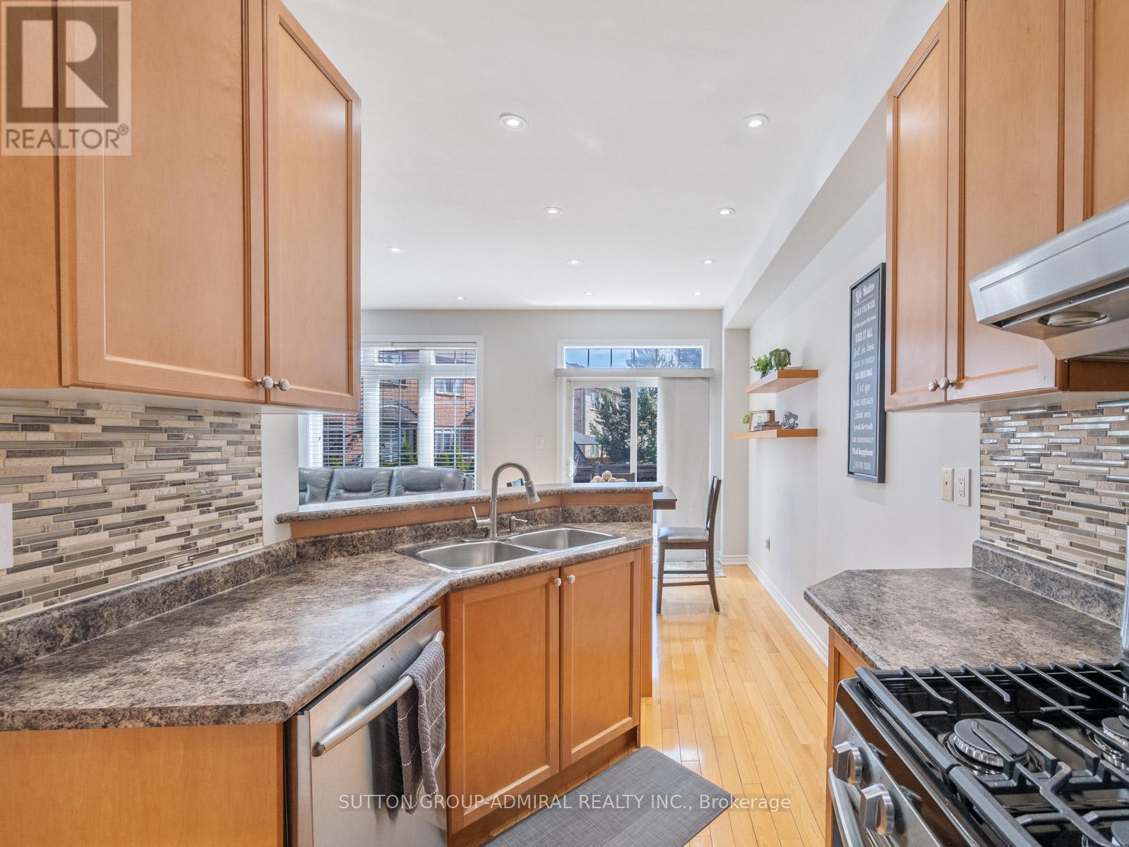 49 LOIRE VALLEY AVENUE - 8
