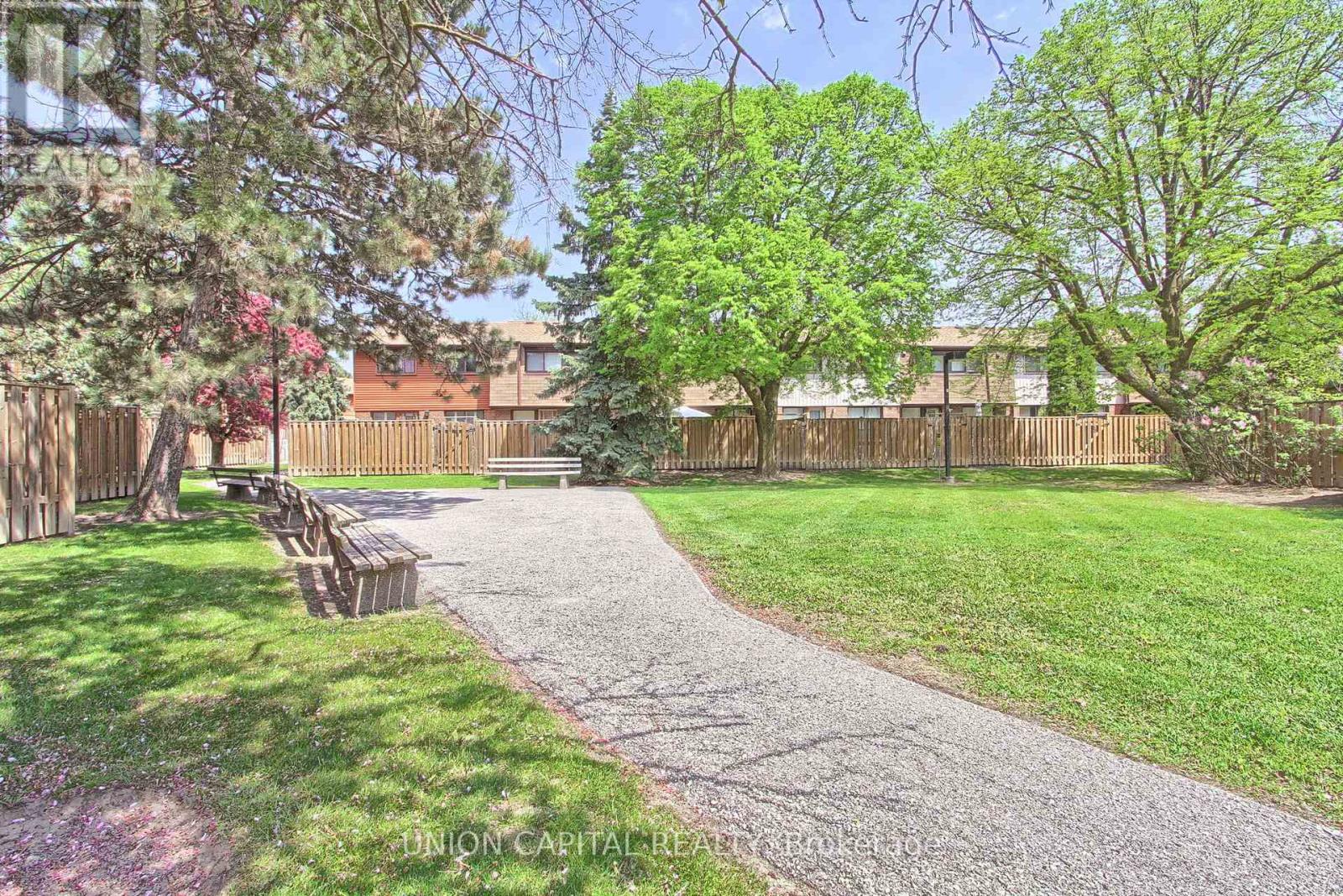 #19 11 PLAISANCE ROAD - 24