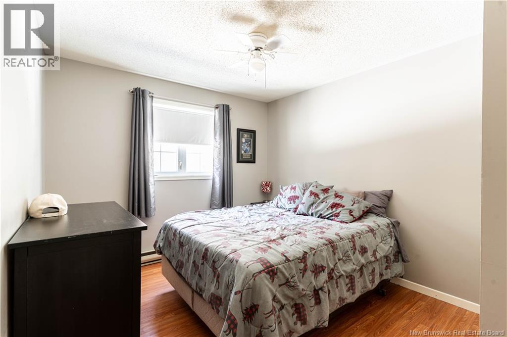 32 North Boom Road - 36