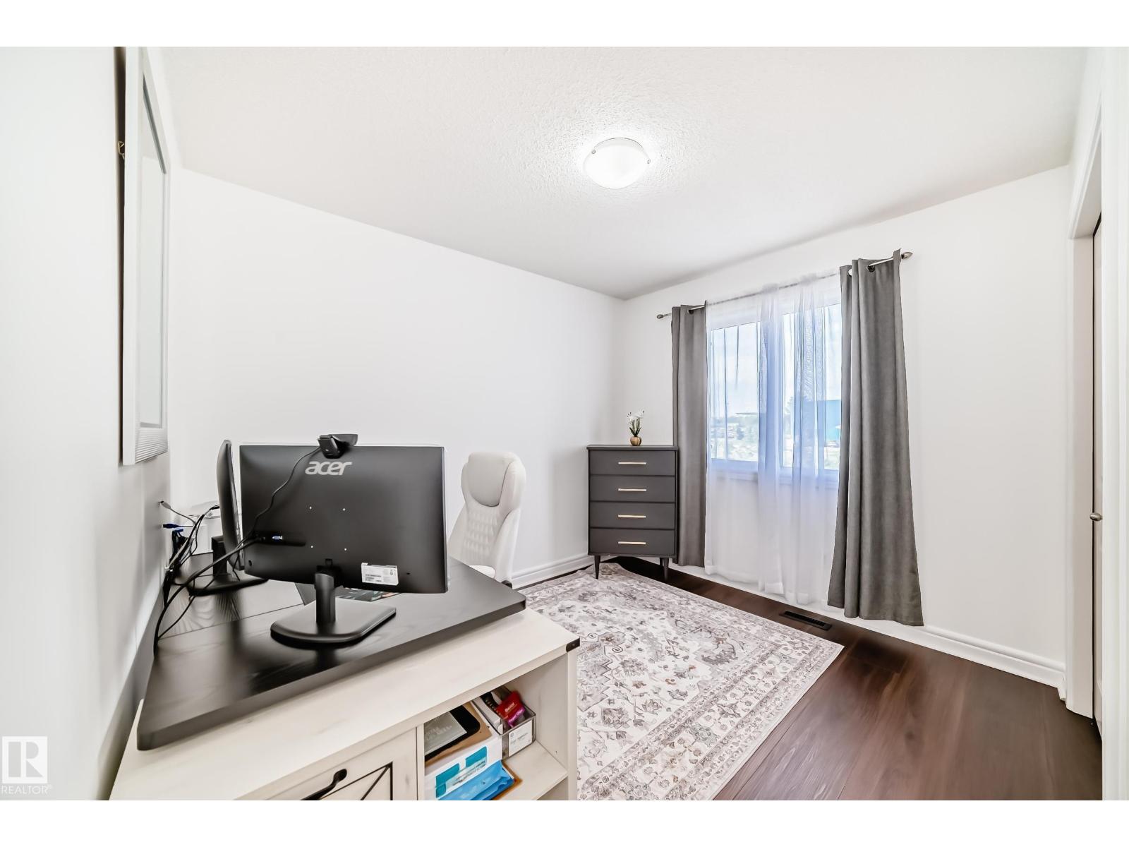57 MEADOWLAND CR — photo 35